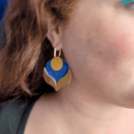 Boucles Tulipe créole GIF